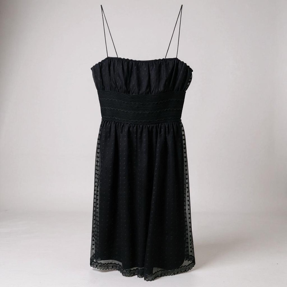 Maggy London Women’s Beautiful Lace Dress‎ Size 4
